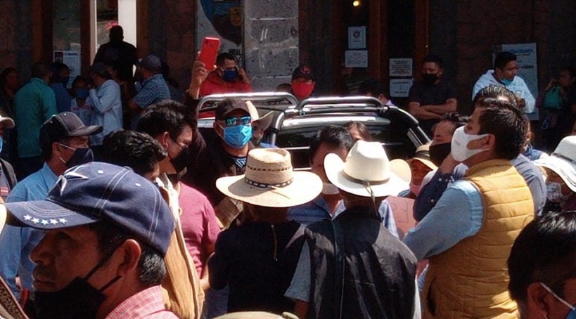 Obligan a alcalde de Ixmiquilpan a caminar – News Hidalgo