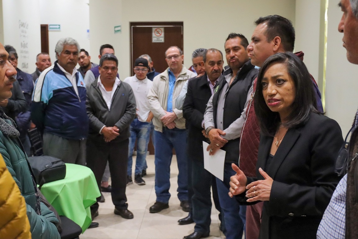 Capacitan a 270 personas operadoras del transporte público en Pachuca ...