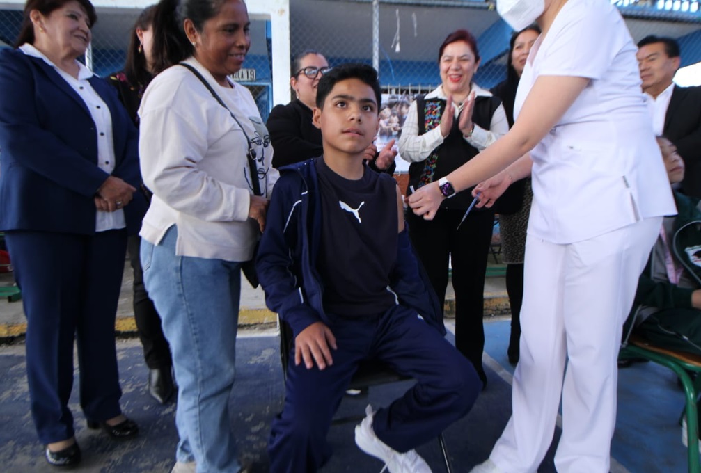 Hidalgo Launches Flu and COVID-19 Vaccination Campaign in Schools